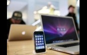 Američki studenti sviraju na iPhoneu