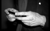 Mobilni telefoni premašili štampu