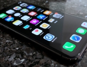 iOS 13 štedi bateriju sa Dark modom